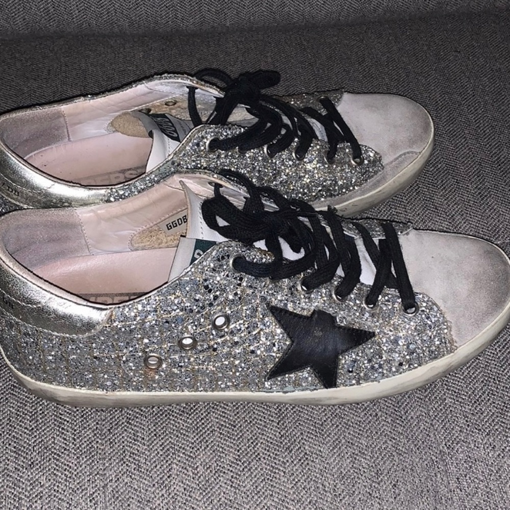 Silver golden goose